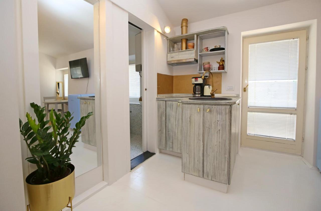 Swan City Apartment & Room Sibenik Luaran gambar